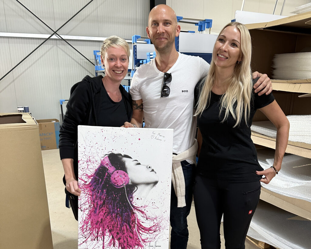 Famous Australian Artist Ashvin Harrison in Germany for Posterlo